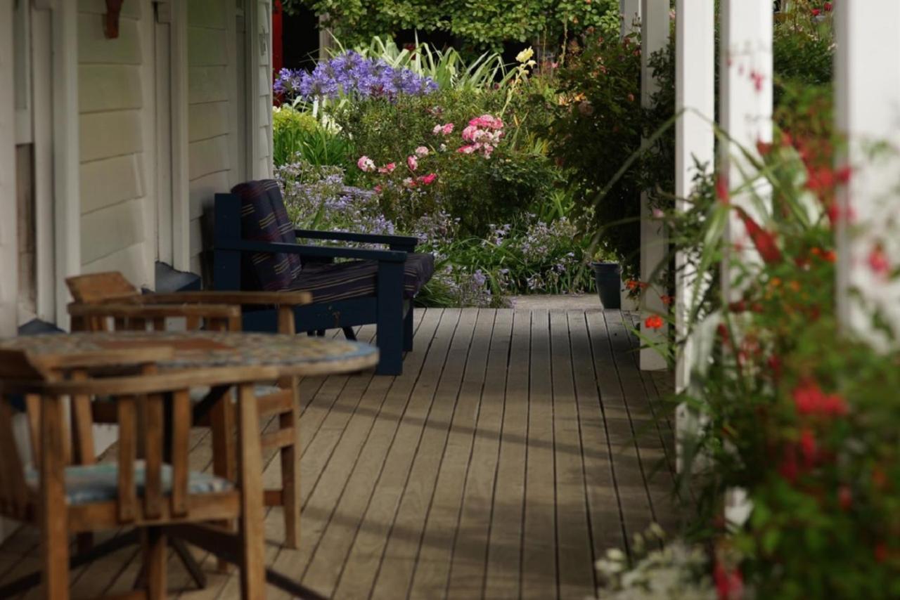 Halfmoon Cottage อาคาโรอา ภายนอก รูปภาพ